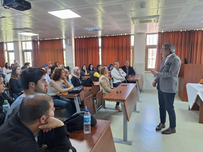 Deerli mezunumuz, Sait ZGR, rencilerle bir araya geldi